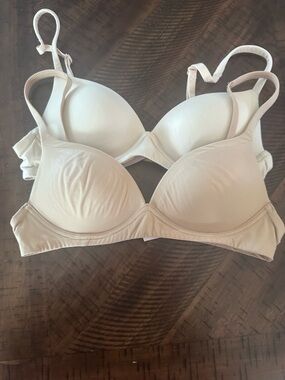 Victoria's Secret Light Nude T-Shirt Bras - Twin Pack